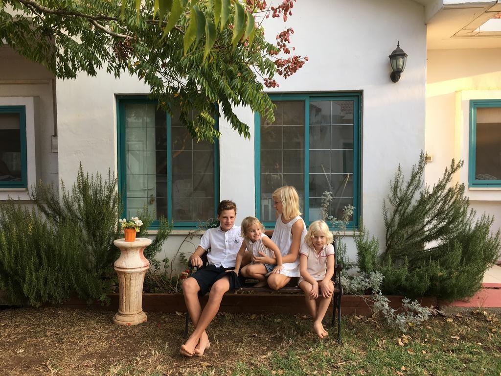 אחוזה במטולה Hotel Bagian luar foto