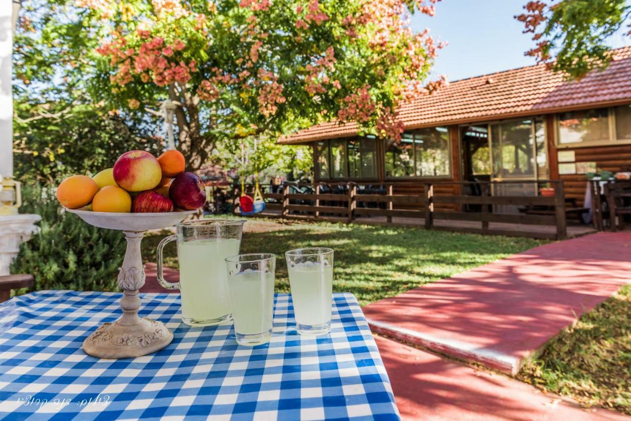 אחוזה במטולה Hotel Bagian luar foto